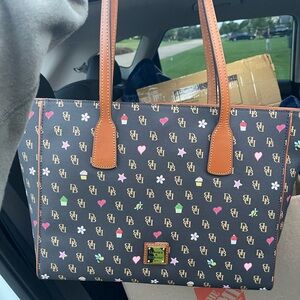 Dooney & Bourke Ashton Tote Gretta Novelty Brown T'Moro, Brown T'moro, Large